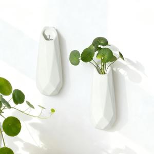 2 Pack GDSZJLJ Scandinavian Wall Ceramic Vase, White Hanging Wall Vase for Flowers, Minimalist Decor for Living Room, Bedroom & Bathroom (Small)