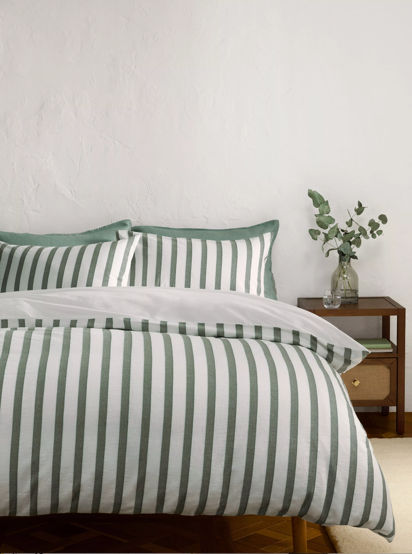 Ellen Tracy King 1 Quilted Sham 20x36 100%Polyester