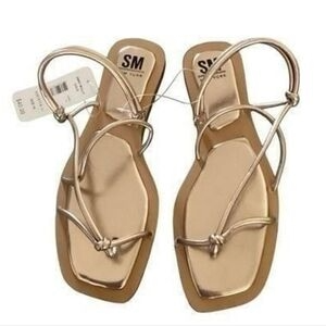 SM New York MOLLY GOLD Sandals  Size 9