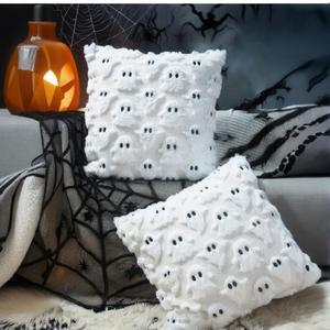 2 x 2 Set Halloween Pillow Covers, Throw Pillow Cases Soft Plush Faux Fur Wool Couch Cushion Case for Chair Sofa Bedroom Living Room Home Decor (White Ghost, 18 * 18INCH)