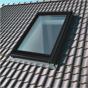 Skylight Window for House Roof, Tempered Glass Roof Hatch | Sloped Flat Roof Window for Attic and Sun Room (23.6 x 31.5 in)