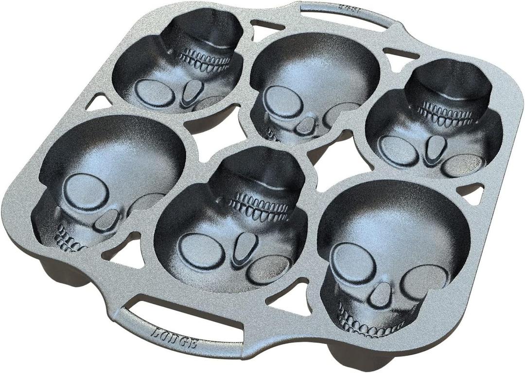 Lodge Cast Iron Skull Mini Cake Pan