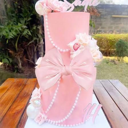 Novabright 2 Tiers 4' 6' Pink Bow Pearl Fake Cake Round Prop Cake Birthday Decorations Artificial Wedding Dessert Props Pink Bow Topper for Display Photography Women Birthday Gift