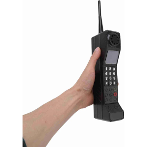 90s Phone Prop, Portable Vintage Brick Fake Phone, Old Retro Brick Cellphone Ornament Iron 80s Retro Mobile Prop for Home Living Stage Restaurant Photography Props (Black)