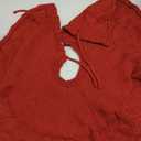 yuboo 24" Burgundy Red Christmas Tree Skirt - Mini Maroon Knit Table Top Skirt for Small Trees, Vintage Farmhouse Xmas Valentines Tree Decorations