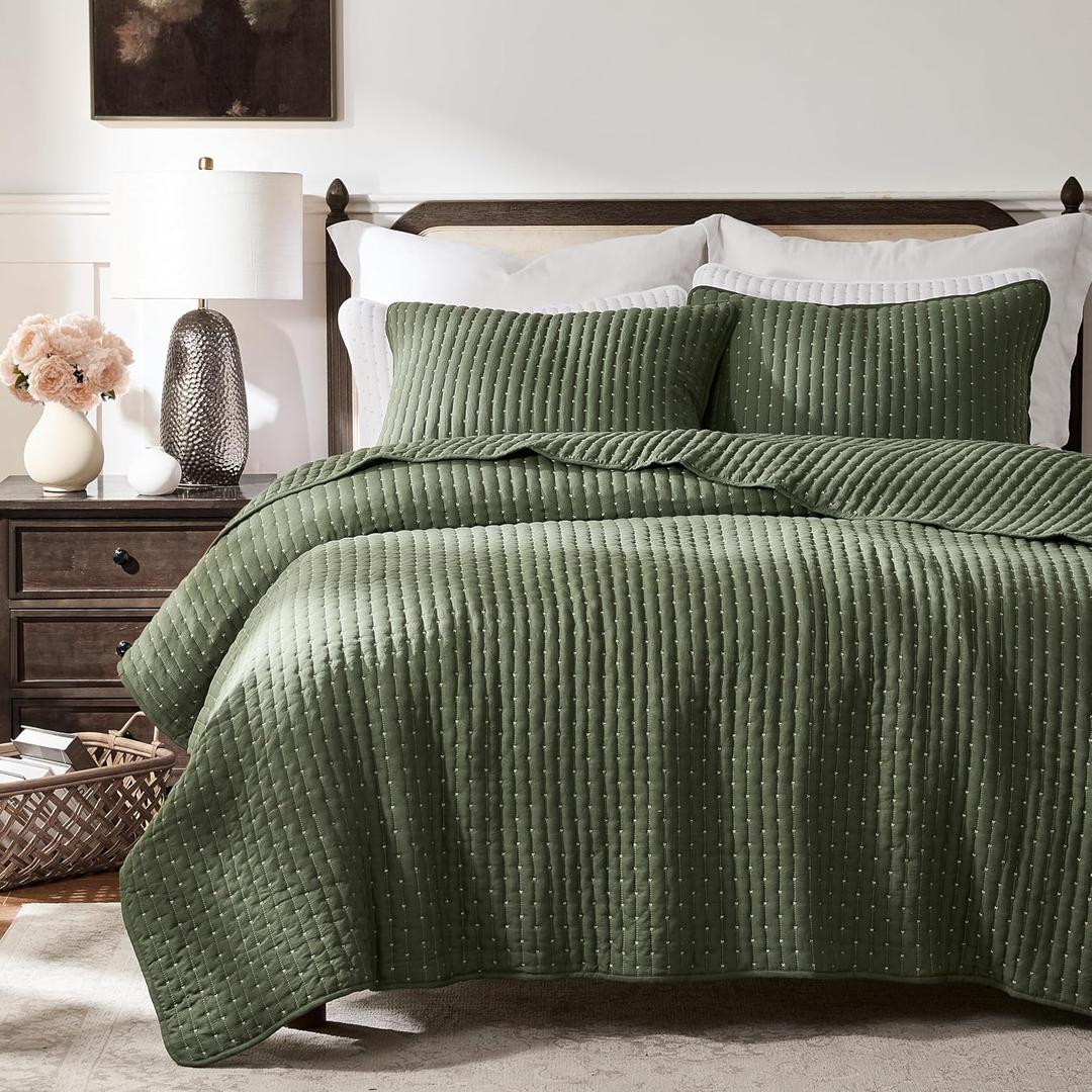 WDCOZY Olive Green Cross Stitch California Cal King Size Quilt Set, Oversized Striped Lightweight Soft Bedspread, Channel Farmhouse Rustic Coverlet, All Season Country Bedding, Thin Comforter