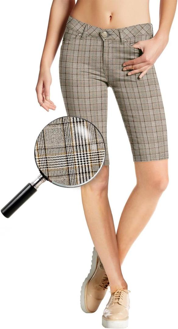 Hybrid & Company Women's Ultra Stretch Perfectly Shaping Mid Rise Skinny Bermuda Shorts with Pockets (M)