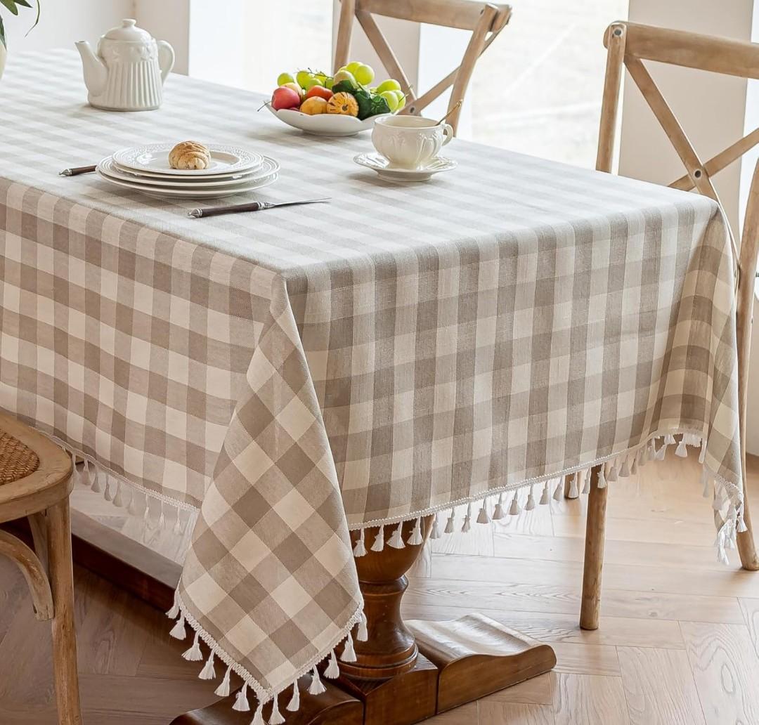 Alsoo Outdoor Gingham Tablecloth Rectangle 55 x 75 inch, Washable Wrinkle Free Table Cloth Linen Cotton Heavy Duty Fabric with Tassel, Checkered Plaid for Kitchen Dining Picnic