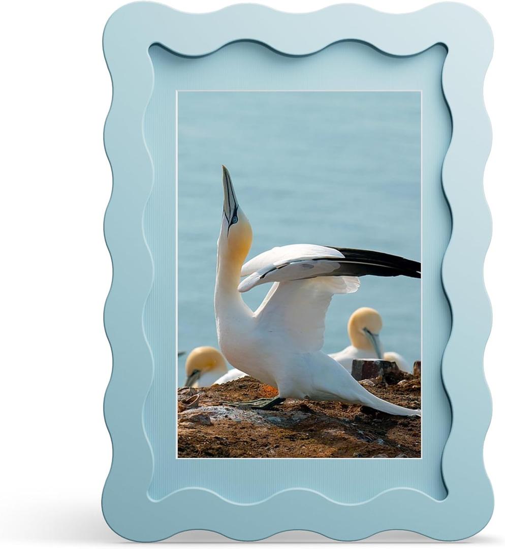 4x6 Picture Frame with Mat for 3.5x5, Wavy Edge Wooden Real Glass Photo Frame for Tabletop and Wall Hanging, Blue, 1 Pack