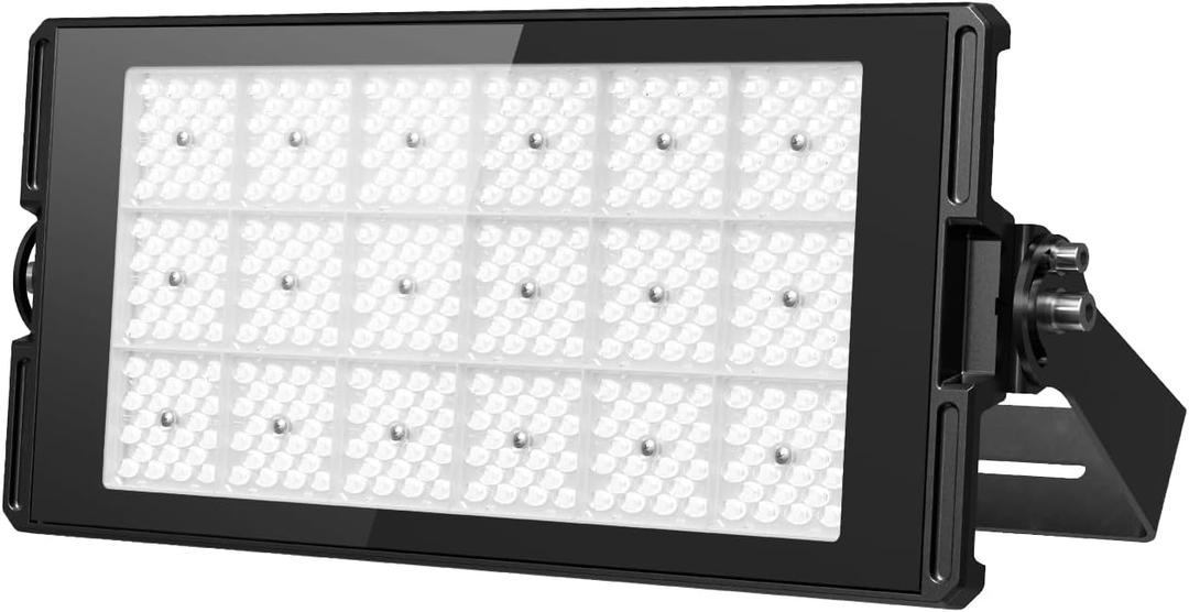 200W LED Stadium Light, 20000LM Super Bright Outdoor Flood Light with Adjustable Lighting Angle 6500K Daylight IP66 Waterproof Floodlight for Garage, Garden, Lawn, Yard, Parking Lot