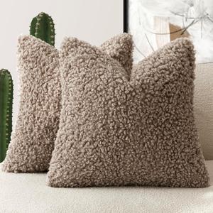 Foindtower 2 Pieces 20x20 Inch Khaki, Faux Fur Throw Pillow Cover Accent Sherpa Pillow Fuzzy Soft Pillowcases Sheepskin Decorative Fleece Cushion Case for Bed Couch Living Room