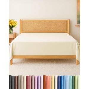 King Size Flat Sheet - Hotel Quality Top Flat Bed Sheet Only - Ultra-Soft, Breathable & Cooling - Fade & Wrinkle Free - Easy-Care, Stain & Shrink Resistant Bedding - Easy-Fit & Oeko-Tex - Off White