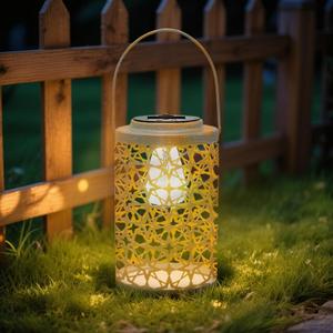 Outdoor Solar Lights, Vintage Metal Hanging Light with White LED Filament Bulb, Waterproof Tabletop Solar Powered Lanterns for Garden Pathway Fence Yard Hang Hook Patio Porch Decor, Ash Gold
