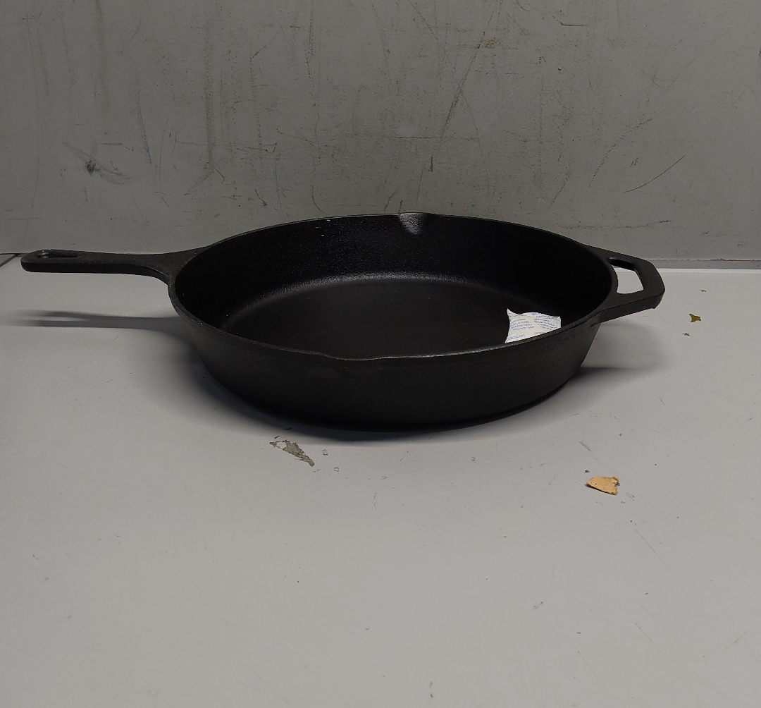 Utopia Kitchen Cast Iron Frying Pan 12 Inch, Cast Iron Chefs Pan, Pre Seasoned Skillet, Safe Grill Cookware for Indoor & Outdoor Use, Black