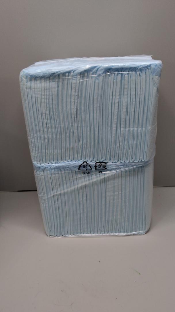 Basics LeakProof Dog and Puppy Potty Training Pee Pads with QuickDry 5Layer Design, Housebreaking, Standard Absorbency, XLarge, 28 x 34 Inch, Blue & White, 60Pack