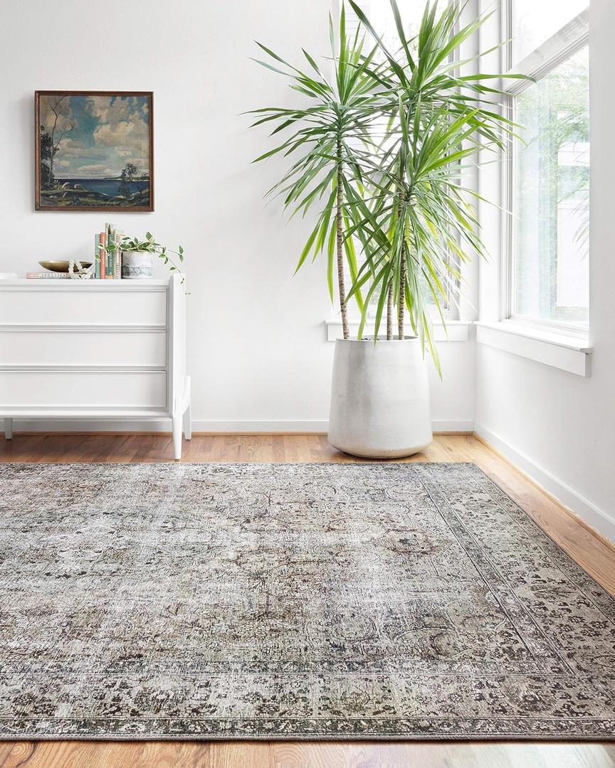 Loloi Layla Taupe/Stone 2'-3" x 3'-9" Accent Rug
LAY-06 Printed Approx. 2x4 Grey Entryway Kitchen, Traditional, Timeless, Classic, Sophisticated, Patina, Accent Rug