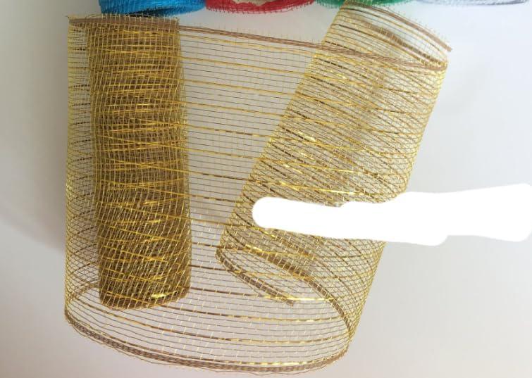 DERAYEE Gold Mesh Ribbon, 10 Inch x 30 Feet Christmas Decorative Metallic Poly Mesh Ribbon for Xmas Wreaths, Swags and Christmas Tree Decoration