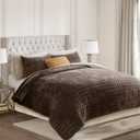 RECYCO Luxury Velvet Quilt Set King Size Bedding Sets, Ultra Soft Velvet Comforter Set, Lightweight Channel Box Stitch Oversized Bedspread Coverlet for All Season, with 2 Shams, Walnut Brown