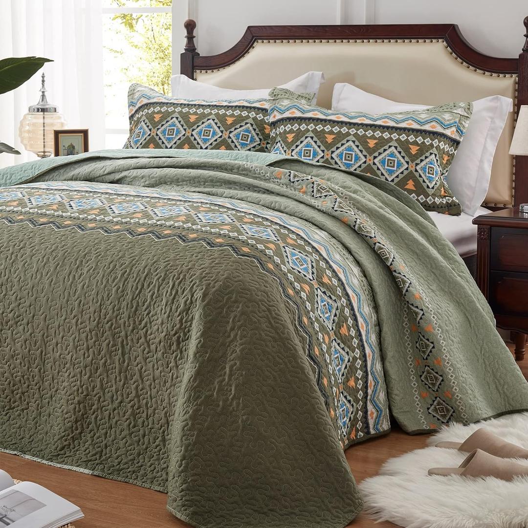 LEAONME Quilt Set Full/Queen Size 3 Piece Bedspread Coverlet Lightweight Comforter Microfiber Bedding Set for All Season Oversized 90x98 Inch Bed Cover Bohemian Olive Green(1 Quilt,2 Pillow Shams)