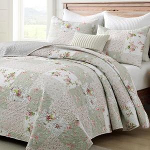 HIARUO Quilt Set Queen Size 3 Pieces Floral Patchwork Comforter Bedspread Boho Plaid Coverlet Reversible Lightweight Farmhouse Bedding with 2 Pillow Covers Shams for All Season, Green Pink (Queen (90"x90")) HIARUO Quilt Set Queen Size 3 Pieces Floral Patchwork Comforter Bedspread Boho Plaid Coverlet Reversible Lightweight Farmhouse Bedding with 2 Pillow Covers Shams for All Season, Green Pink (Queen (90"x90"))