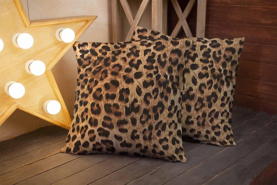 EMMTEEY Leopard Print Pillow Covers, 20x20 Throw-Pillow-Cover Set of 2 Cheetah Print Couch Pillow Cases Decorative Square Throw Pillows for Home Living Room Bedroom Bed Sofa Cushion Cover