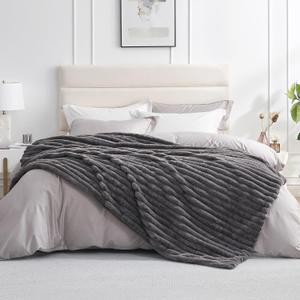 Amlie Home Faux Fur Throw Blanket for Couch, Cozy Fuzzy Fluffy Fur Luxurious Soft Striped Plush Gift Blankets for Family Sofa Chair Bed Living Room Bedroom, 60"x80", Charcoal Grey