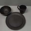 Elanze Designs Charming Chic Ribbed Modern Thrown Pottery Look Ceramic Stoneware Plate Platter Mug & Bowl Kitchen Dish Dinnerware 16 Piece Set - Service for 4, Black With White
