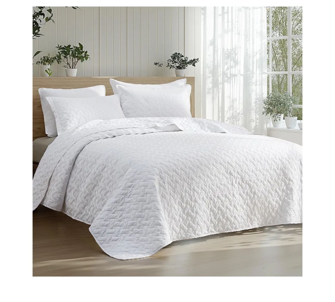 Bedsure Quilts Queen Size - Lightweight Bedspreads Queen Size with Basket Weave Pattern, Soft Quilt Bedding Set, White Comforter Set Coverlet for All Seasons with 2 Pillow Shams (90" x 96")