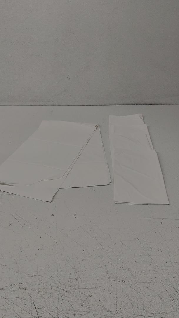 Plastic Tablecloth 84 inch Round 5 Pack