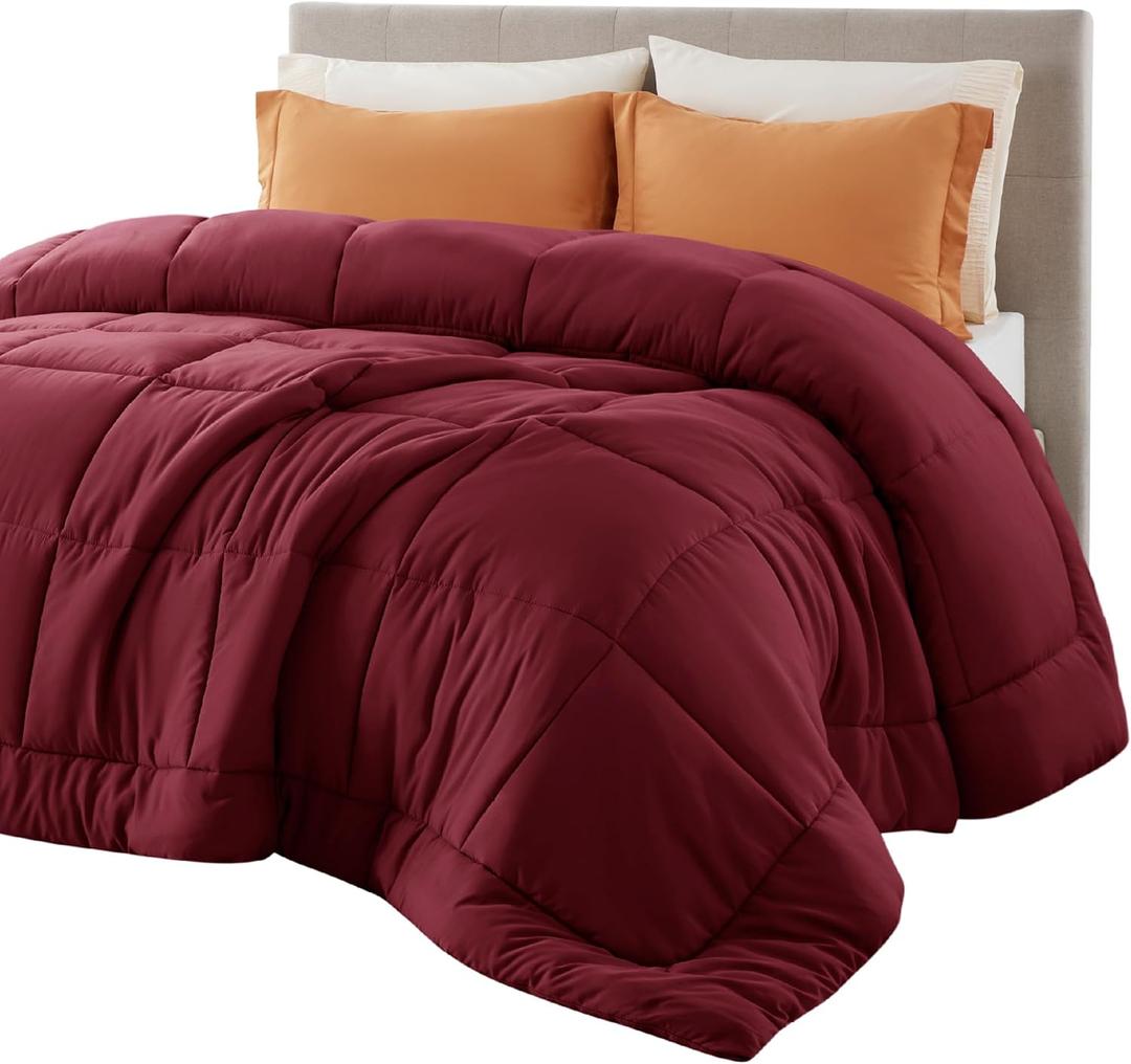 Bedsure Comforter Duvet Insert - Quilted Comforters Full Size, All Season Duvet, GentleSoft Down Alternative Bedding Blanket, with 8 Tabs, Gifts for Women/Men, Red, Full 86 x 82 Inches