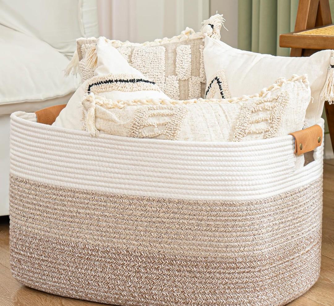 danpinera Blanket Basket, 72L Woven Storage basket with Leather Handle, Eco-friendly Decorative Storage Organization in Bathroom & Living Room for Towels 22 ''*17 ''*11.8 '', Gradient Brown