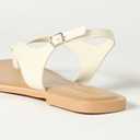 The Drop Women's Cinda Thong Sandal (6, Cream)