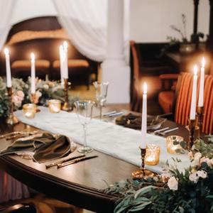 Moukeren Faux Fur Long Table Runner 13.78 x 47.24 Inch, Christmas Luxury Plush Runner Winter Rug Decorative Modern Center Piece for Dining Coffee Table Party Birthday Wedding Dresser (White)