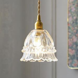Flower Glass Pendant Light for Kitchen Island Retro Antique Pendant Lighting Vintage Gold Single Petal Ceiling Hanging Lamp Mini Modern Chandelier for Dining Room Bathroom Bedroom Farmhouse
