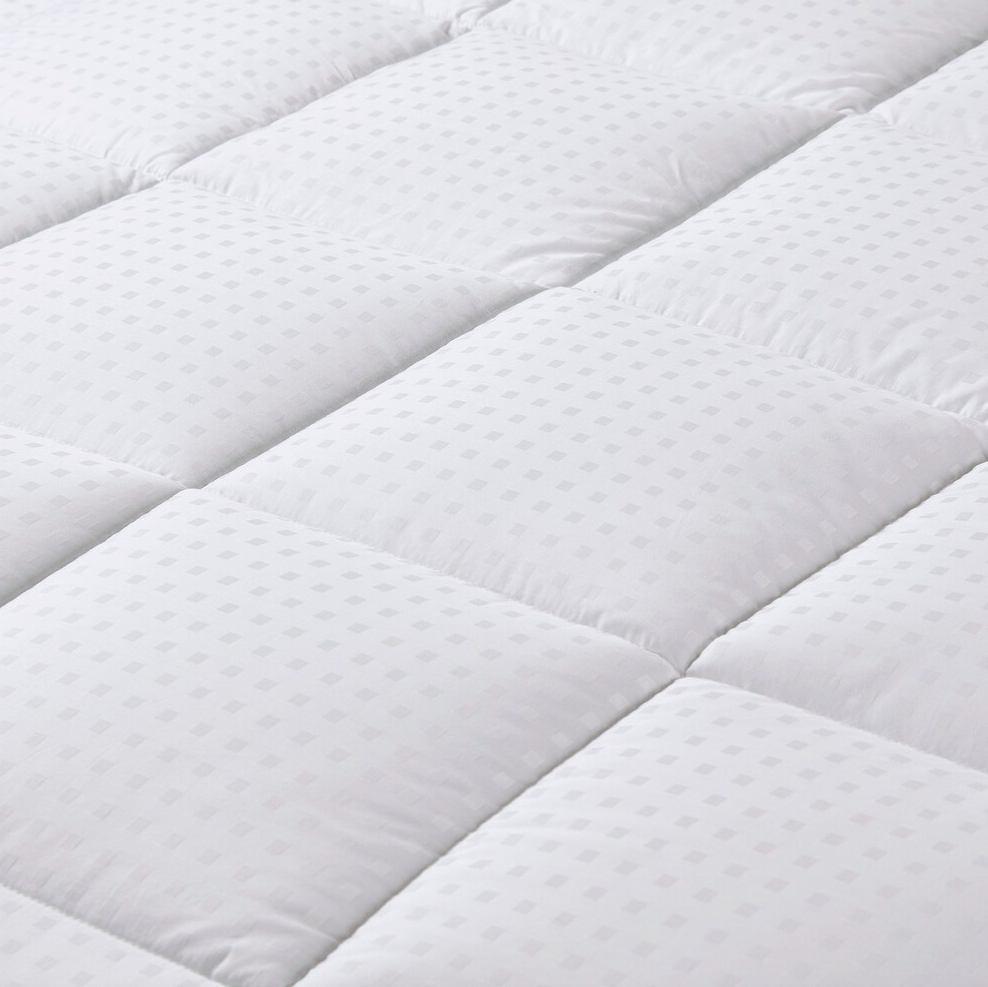 White Mattress Cover 60" x 80"