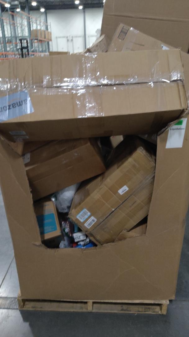 Pallet of Salvage Items 