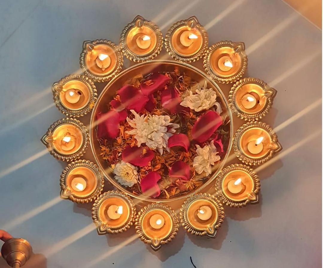 Urli Bowl for Home Decor | Urali Bowl for Home Metal Handcrafted for Floating Flowers and Tea Light Candles Home, Office and Table Decor | Diwali Decoration Items 14 Inch Diameter