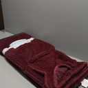 PAVILIA Soft Fleece Burgundy Dark Red Throw Blanket for Couch, Lightweight Plush Warm Blankets for Bed, Fuzzy Cozy Flannel Blanket Throw for Sofa, Travel, Jacquard Pattern, Wine Red, 50x60 inch