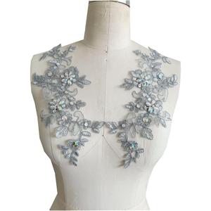 Handmade Appliques 1 Pair of Embroidery Sequin Lace Applique Sewing Flower Fabric Collar Patch Motif Wedding Gown Dress Bridal DIY Crafts (Gray)