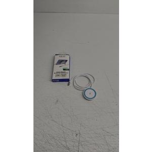 Adaptive Magnetic Wireless Pad With Kickstand