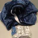 Bedsure Solid Sherpa Fleece Throw Blanket Fluffy Fuzzy Super Soft Warm Blankets for Couch Sofa Bed and Living Room for Winter Autumn Spring (Navy, 50x60in )