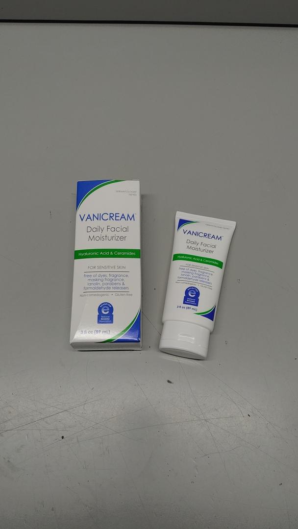 Vanicream Daily Facial Moisturizer With Ceramides and Hyaluronic Acid  Formulated Without Common Irritants for Those with Sensitive Skin, 3 fl oz (Pack of 1)