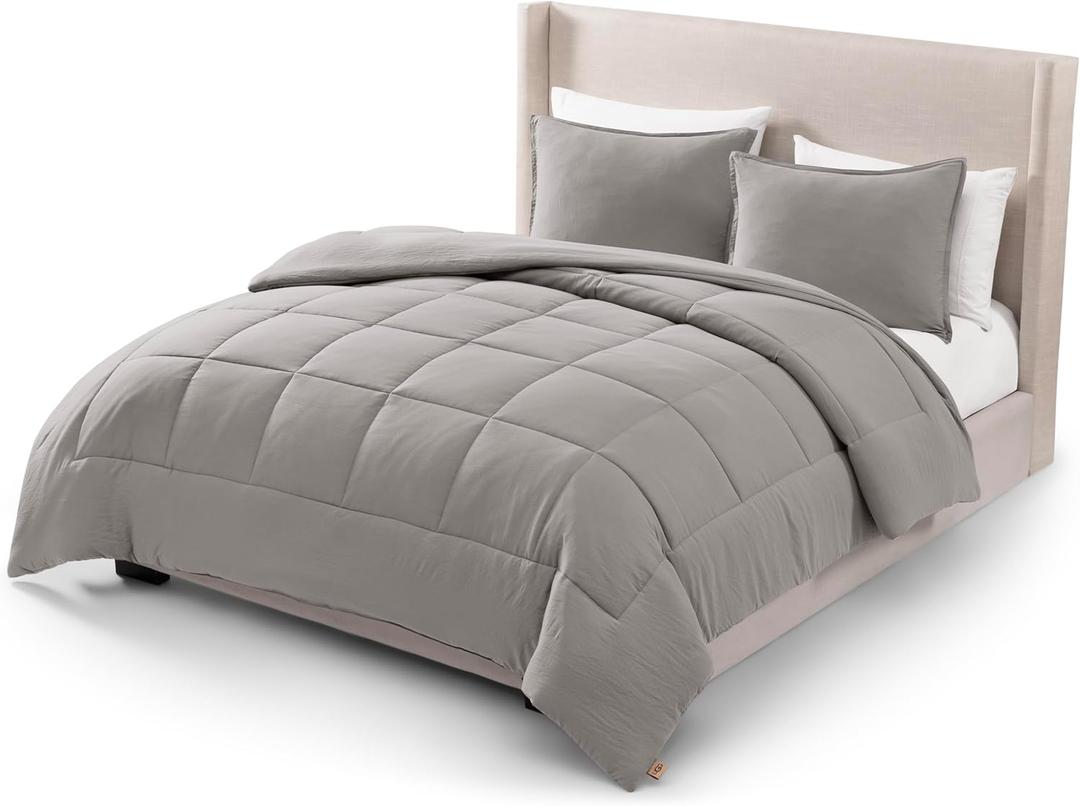 UGG Full/Queen Comforter Set with 2 Pillow Shams, Lightweight Down Alternative Blanket, Reversible Cozy Warm All Season Washable, Hypoallergenic Bedding Set, Light Grey (Leonora)