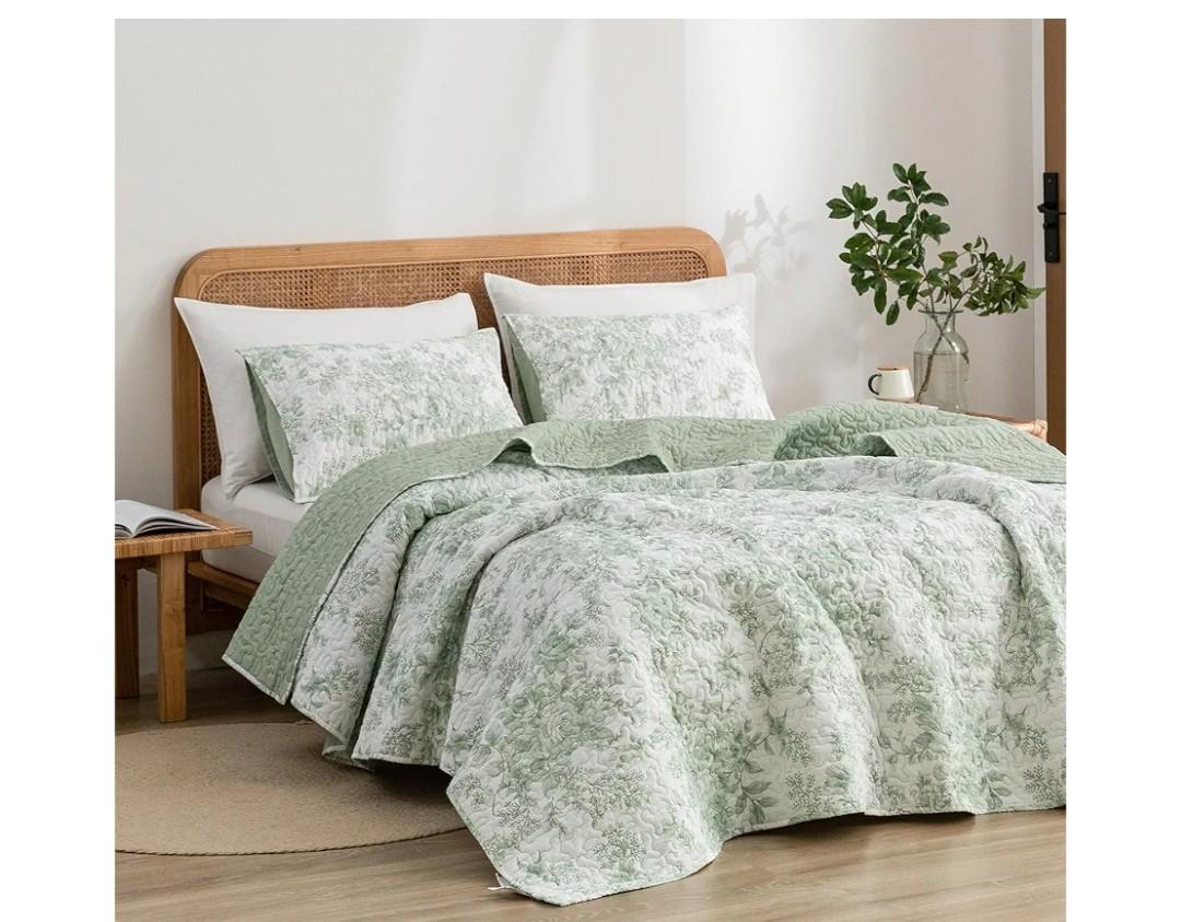 Wonderful Spring Fresh Quilt, Sage Green Floral Bedspread Queen Size, 3 Piece Cotton Vintage Farmhouse Bedding Set, Machine Washable Lightweight Soft Bed Cover for All Season
breathable material, Hypoallergenic soft