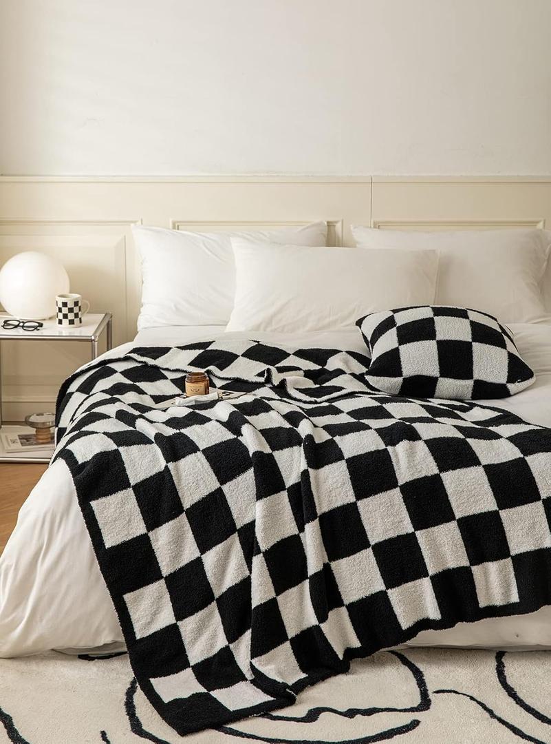 Ultra Soft Cozy Buffalo Checkerboard Grid Fluffy Microfiber Knitted Throw Blanket Lightweight Checkered Bed Blanket for Sofa Couch Bed Black 51"X63"