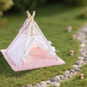 Minamzee 1:12 Dollhouse Camping Bed Tent, 1 Set Fairy Style Mini Pink Lace Tent with Carpet, Miniature Outdoor Furniture Accessories for Bedroom,Patio and Garden for Teens & Adults