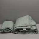 Bedsure King Quilt Set - Ultra Soft Quilt Bedding Set for Modern & Boho Bedrooms, Lightweight All-Season King Size Comforter with 2 Pillow Shams, Sage Green Summer Bedspread Coverlet 106x96 Inch