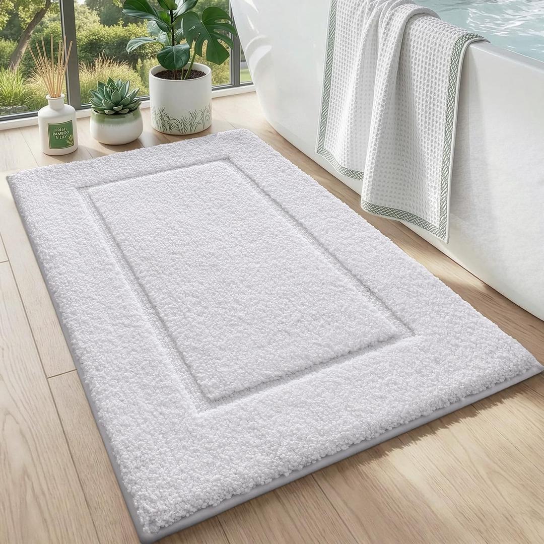 DEXI Bathroom Rugs 32x20, Washable Non Slip Bath Mat for Shower Floor, Absorbent Quick Dry Bathmat with Rubber Backing, Ultra Soft Plush Carpet for Tub, White