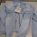 SeekMe Womens Denim Shirts Tie Front Crop Top Button Down Chambray Jean Shirts (Blue, M)