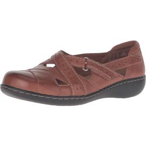 Clarks Women's Ashland Spin Q Slip-on Loafer, Tan, 7.5 W US